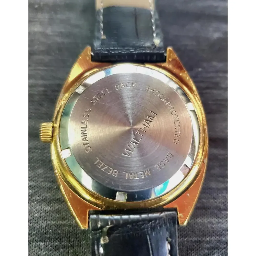 Rare Vintage Waltham Mechanical‎ Men Watch Pristine Condition